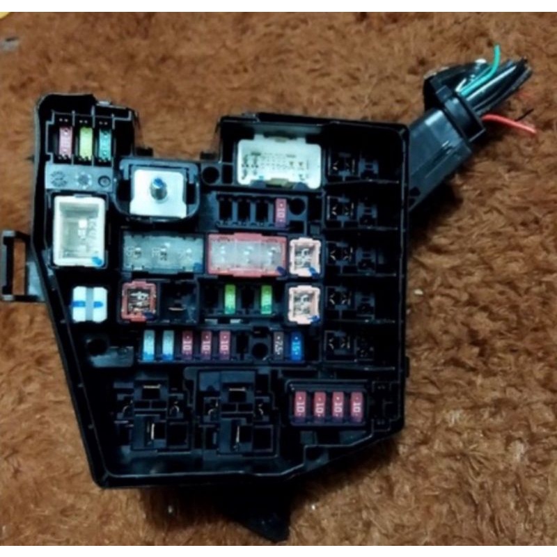 Box Fuse/Sikring All New Yaris Vios Original