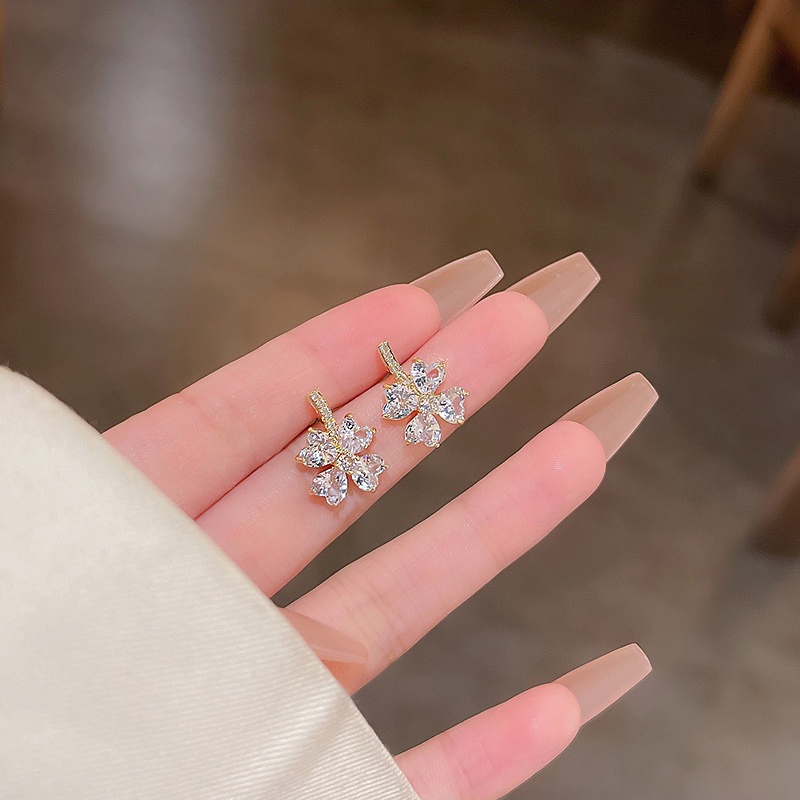 Anting Stud 925 Silver Needle Zircon Bentuk Bunga Untuk Wanita