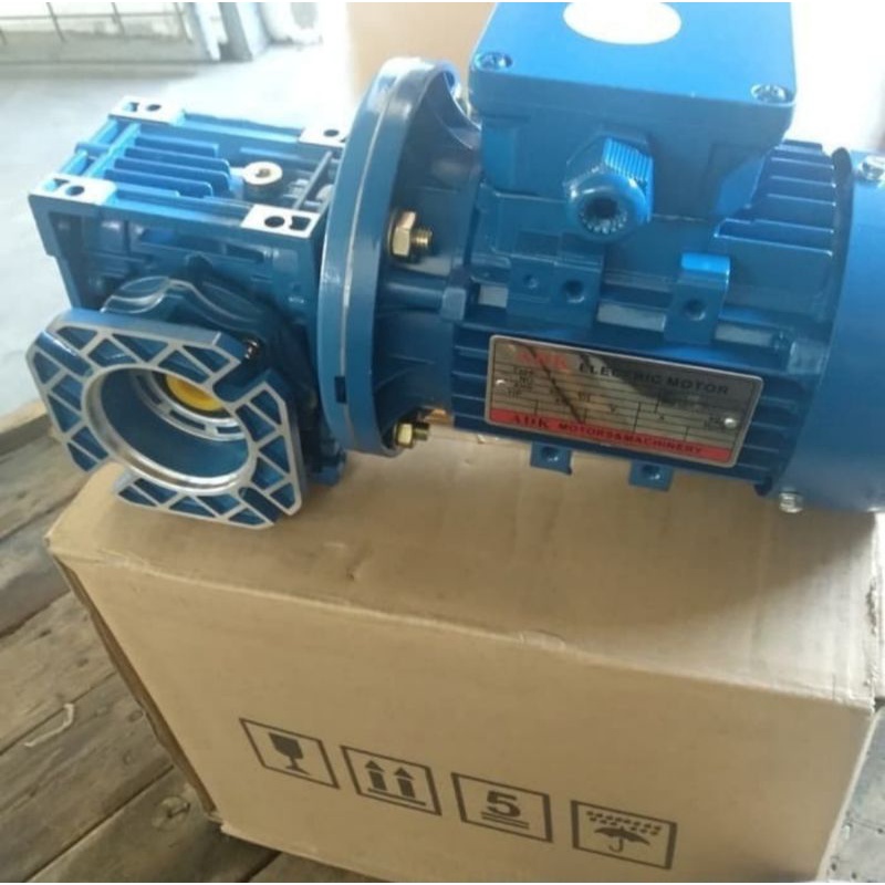 Nmrv 050 worm couple Dinamo 1Hp 1Phase Rpm 1450