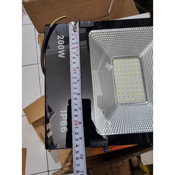 Floodlight 200w. Lampu sorot LED 200 watt 220v. Lampu tembak outdoor IP66