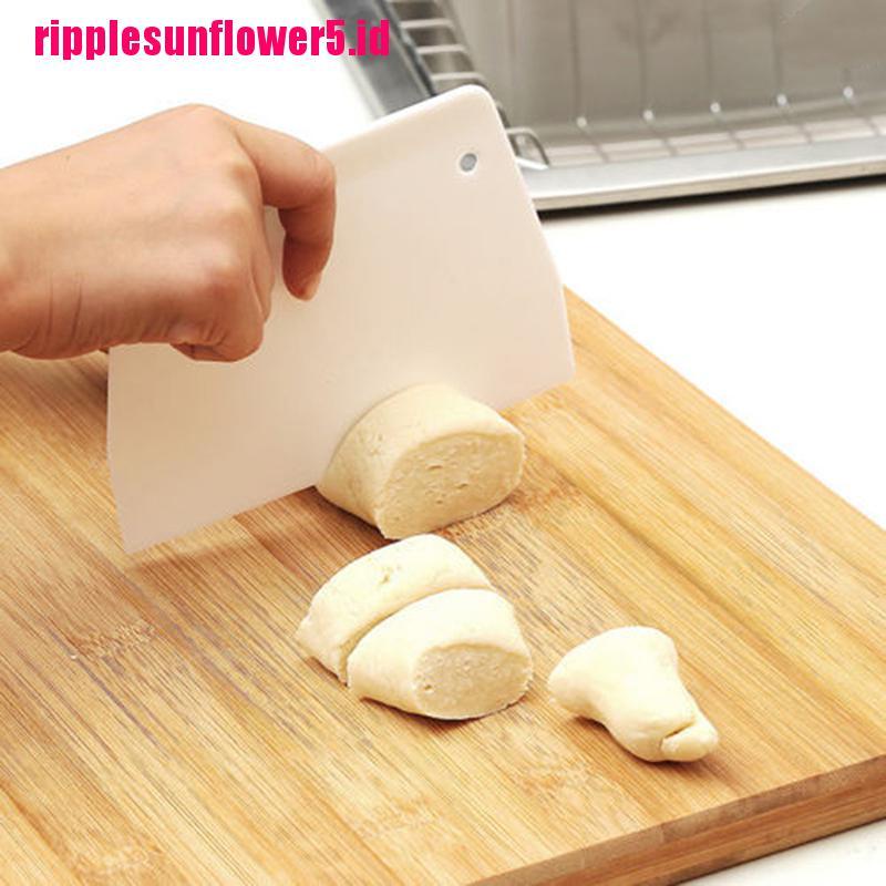 1pc Spatula Pengikis Adonan Kue Pastry Bahan Plastik
