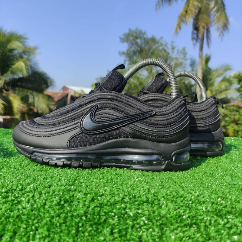 NIKE AIR MAX SECOND SIZE 37.5