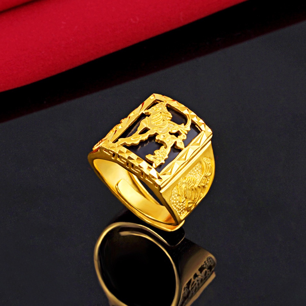 Hu Hu Hu Hu Hu Alat Bantu Pasang Kacamata♡ Cincin Open Ring Lebar Motif Ukir Kuda Lapis Emas Untuk Pria