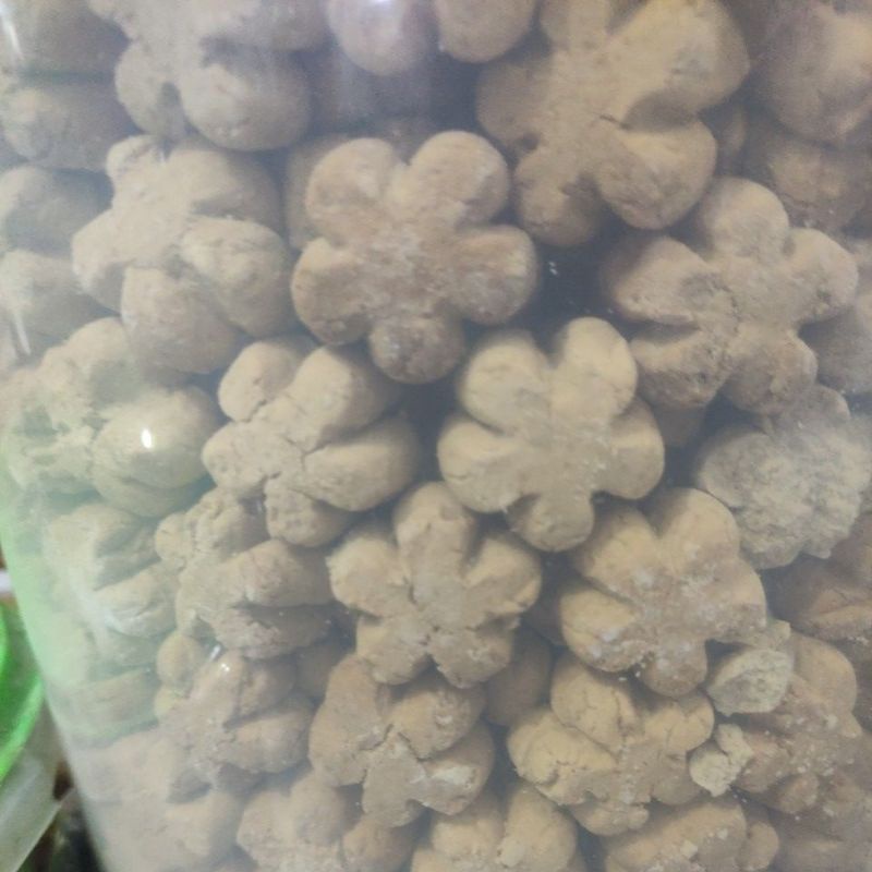

kue bangkit