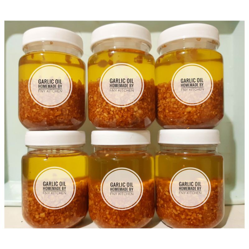 

Minyak Bawang Putih Homemade by Fny Kitchen / Garlic Oil (Jar 200gr)