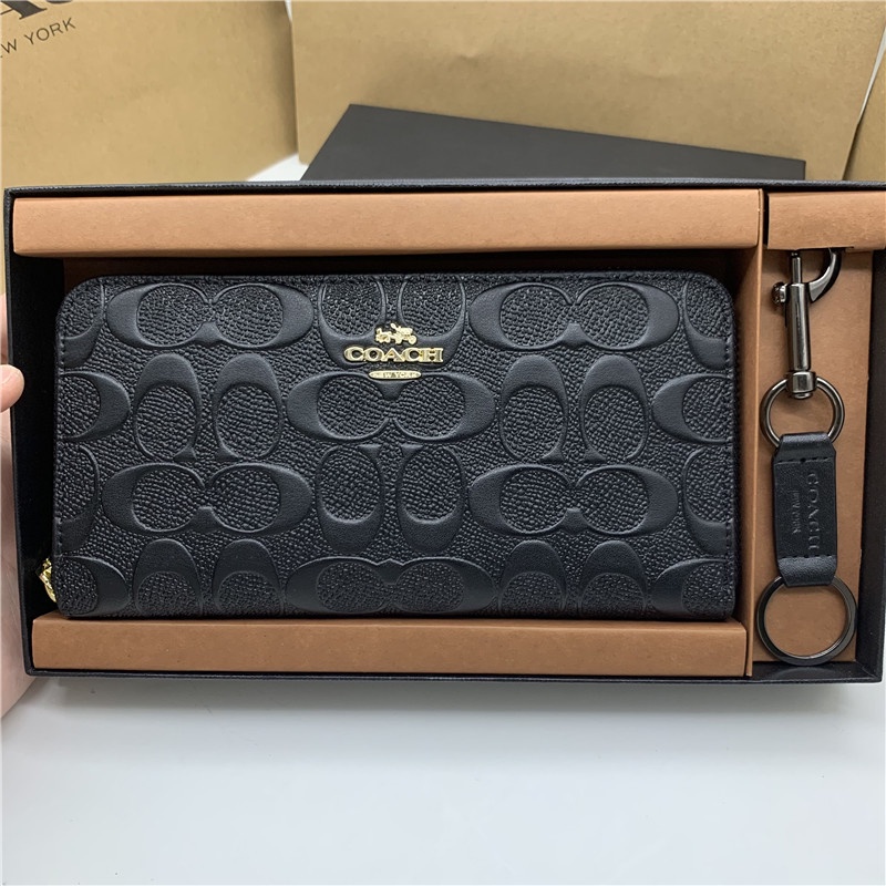 DOMPET PANJANG LONG CH WALLET BLACK SIGNATURE EMBOSSED- F53834