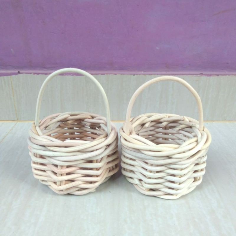 Keranjang rotan bulat handle mini sovenir telur parcel murah 8,5x6 cm