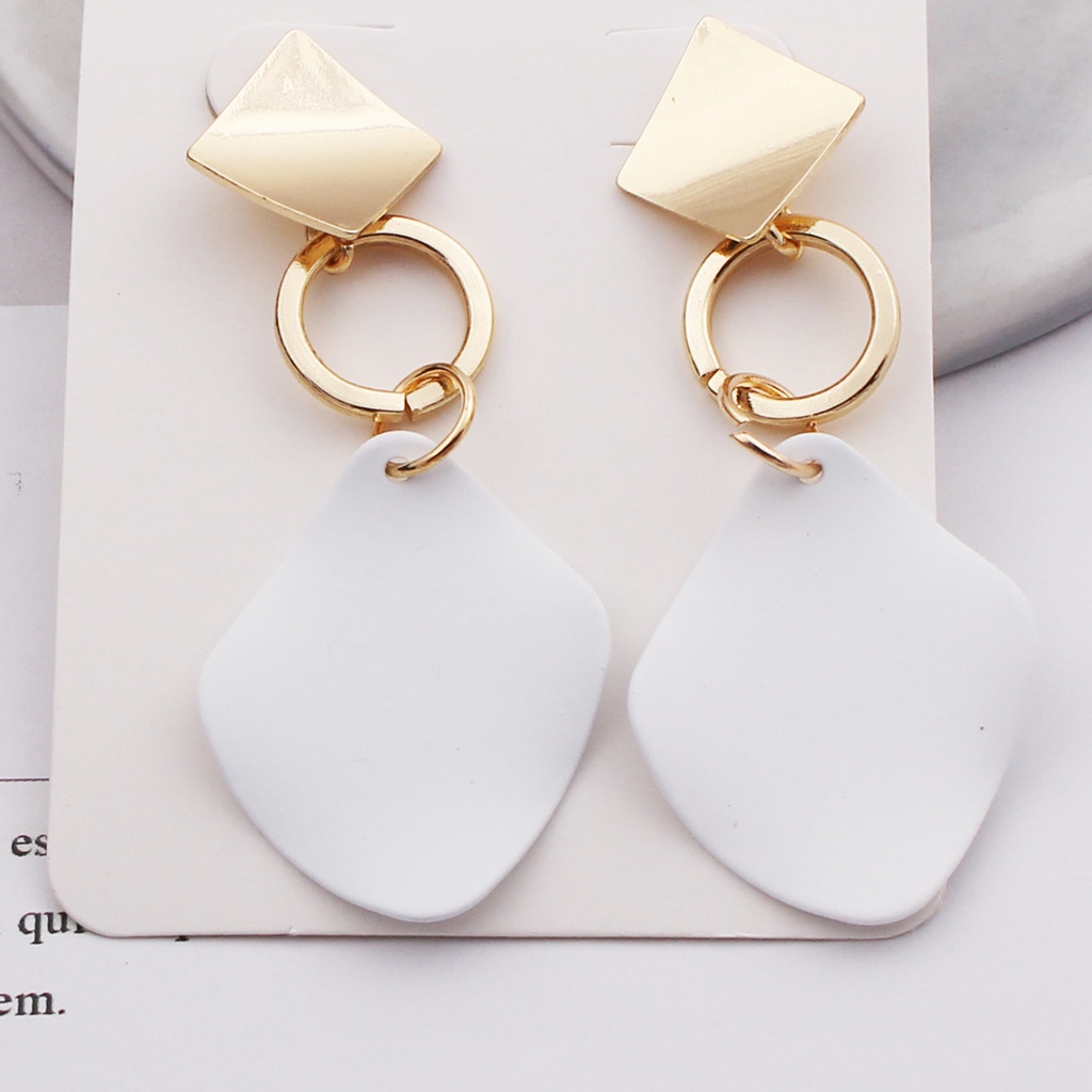 Hu Hu Hu Hu Hu Alat Bantu Pasang Kacamata♡ 1 Pasang Anting Bentuk Belah Ketupat Warna Kontras Bahan Alloy Tahan Lama Untuk Wanita