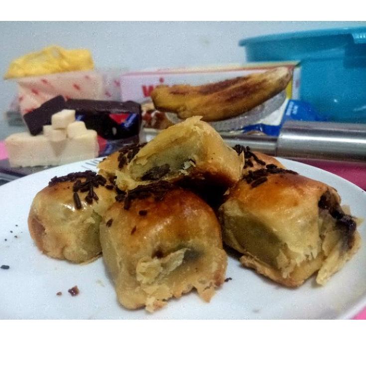 

h6H1t--Bolen Pisang Bandung Coklat Keju Enak Lezat Berlayer