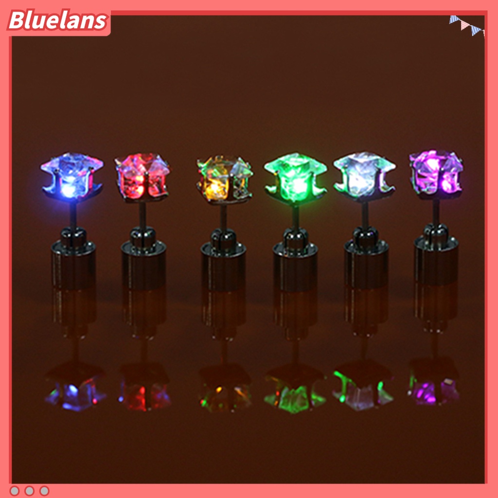 Anting Dengan Lampu LED Untuk Menari