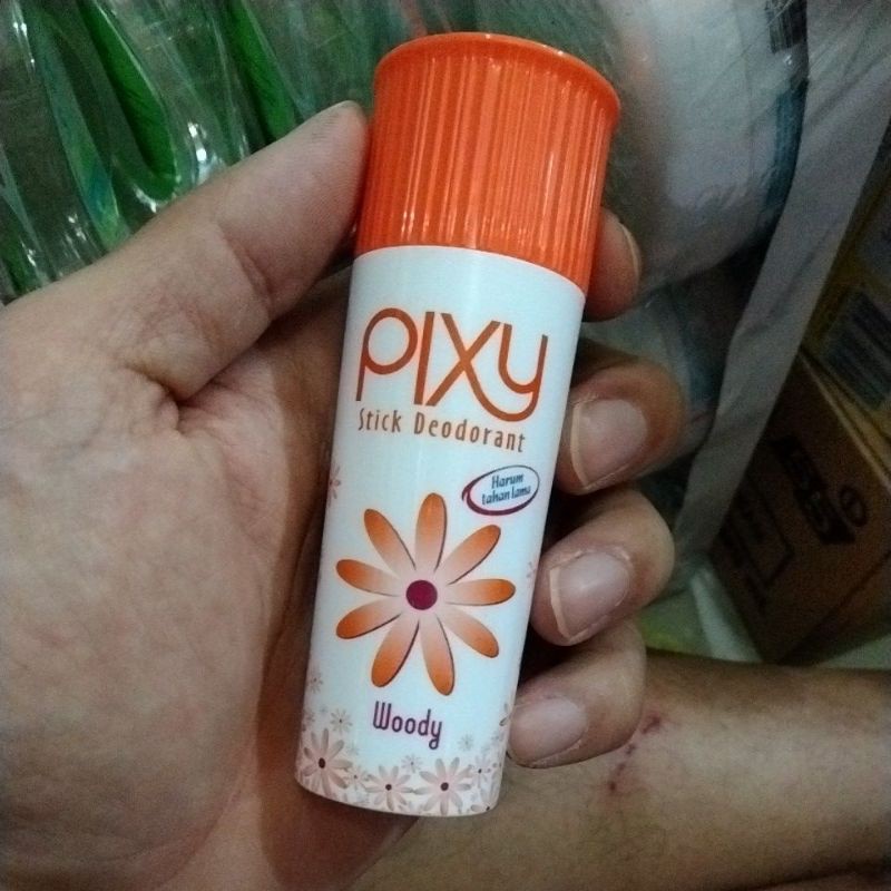 Pixy day stick deodorant woody