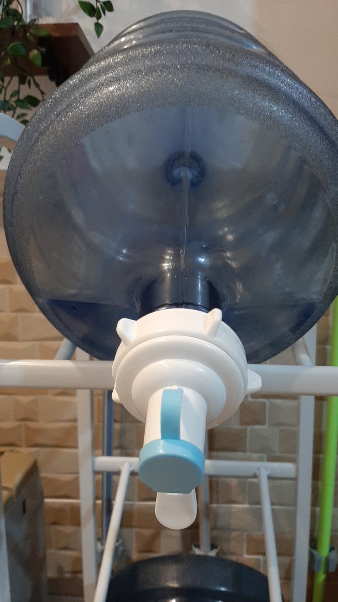 Kran Tutup Galon Air Minum Dispenser Keran