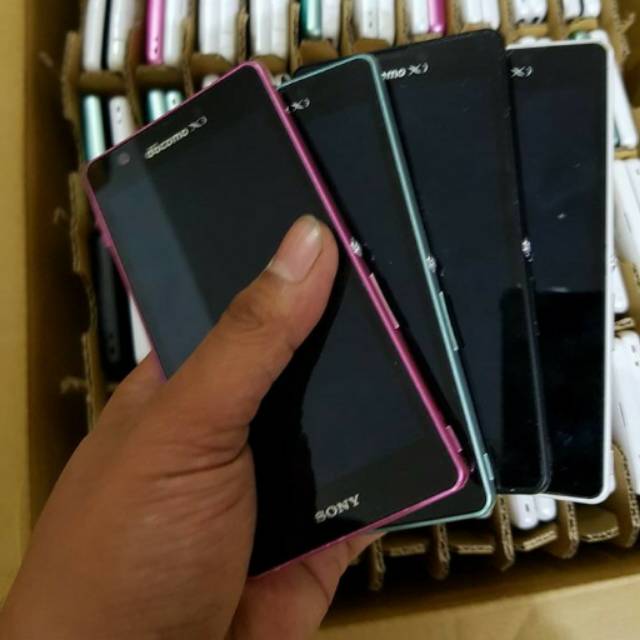 Sony Xperia Zr Docomo Dan Global Ram 2 Gb 32 Gb Rom Kamera 13 Mi Shopee Indonesia