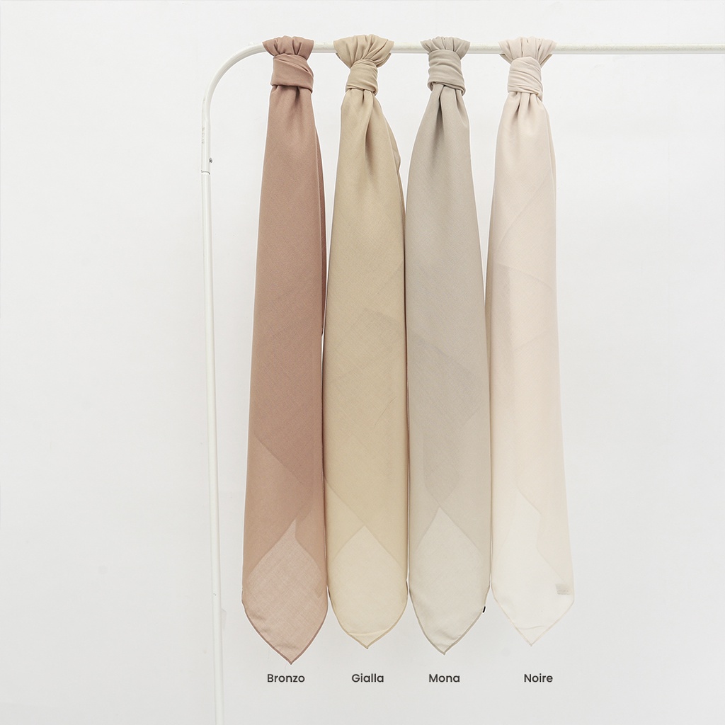 Minor Defect | Tesavara | Keinan Scarf | Hijab Segiempat Paris Ultrafine