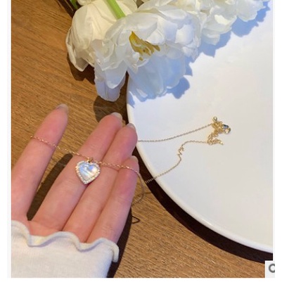 Gaya Korea ins gaya temperamen Opal cinta liontin kalung untuk Wanita gaya Baru tulang selangka kalu