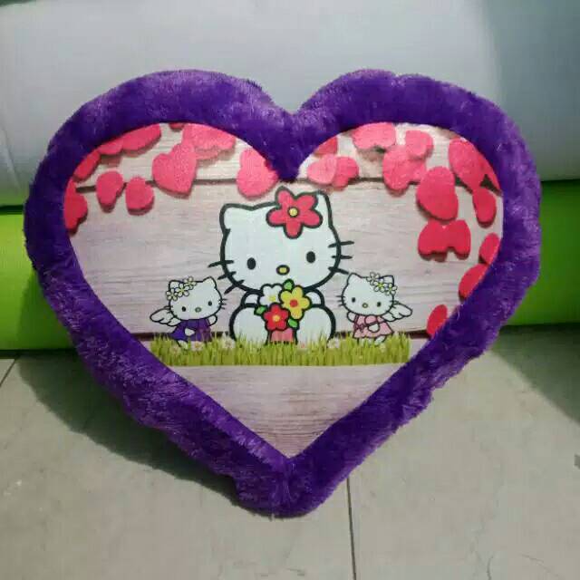 Bantal Custom Love