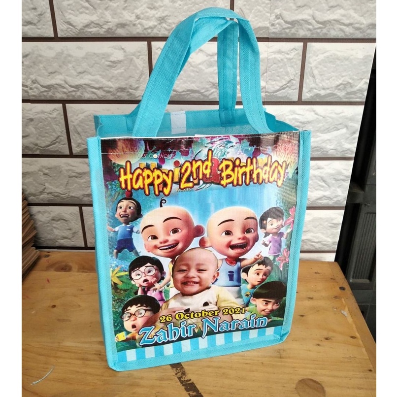 

tas ultah souvenir kartun / tas ultah ukuran 20x13x25 / tas ulang tahun anak/ tas ultah souvenir
