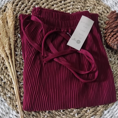 Celana Kulot Jumbo Plisket Lidi Kecil Premium Summer Highwaist Ribbon Pleated Cullotes Bawahan Wanita Termurah-maron
