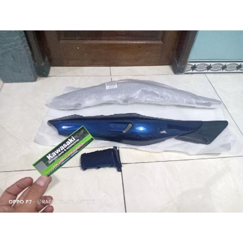 cover body belakang ninja rr old biru Dongker biru navy original Kawasaki