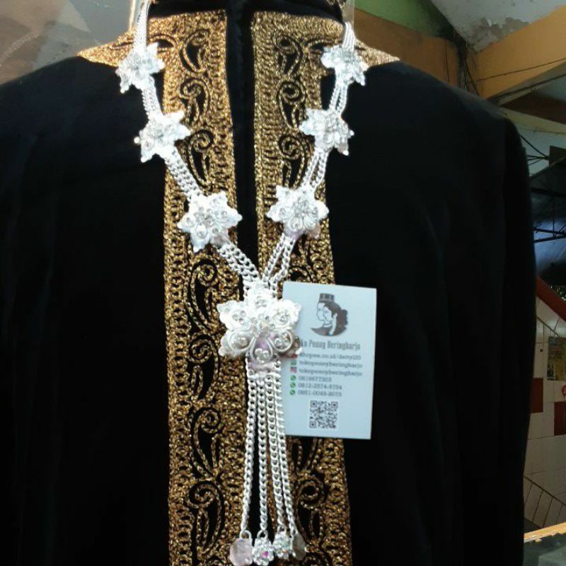 Kalung pengantin pria