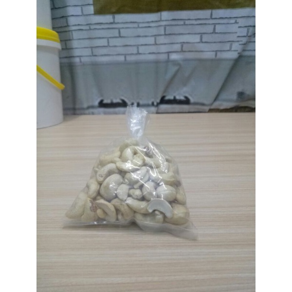 

Kacang Mede 100gr