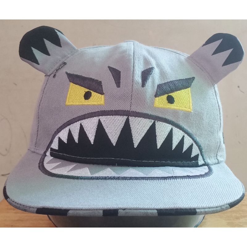 Topi Karakter Ala Elstinko