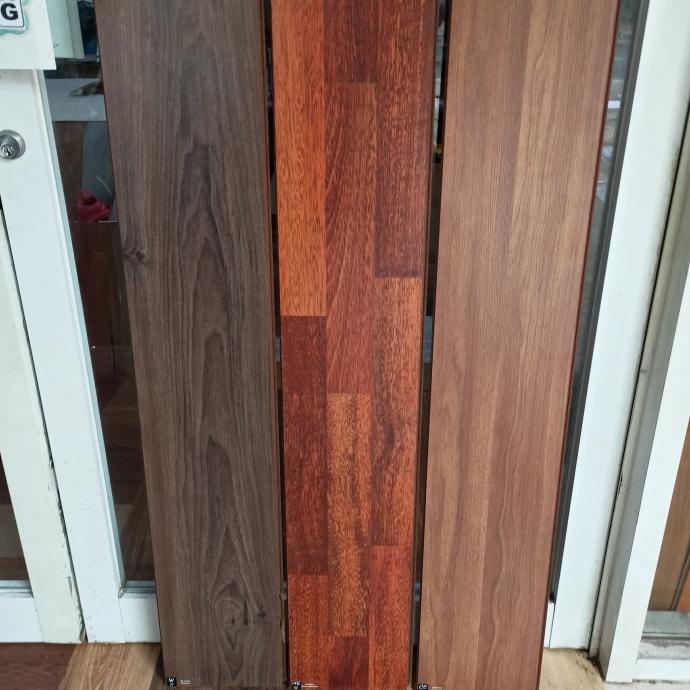 Obat Anti Rayap - Lantai Kayu Parquet/Parket Laminated Anti Rayap U-Floor Per Box