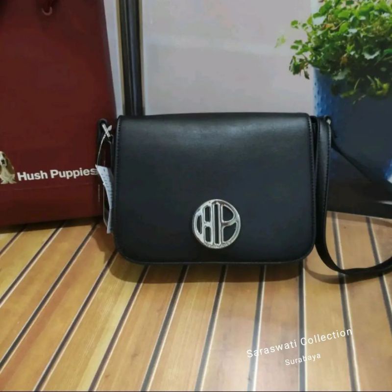 READY, NEW ARRIVAL, TAS WANITA BURB SLING ORIGINAL HUSH PUPPIES, SALE