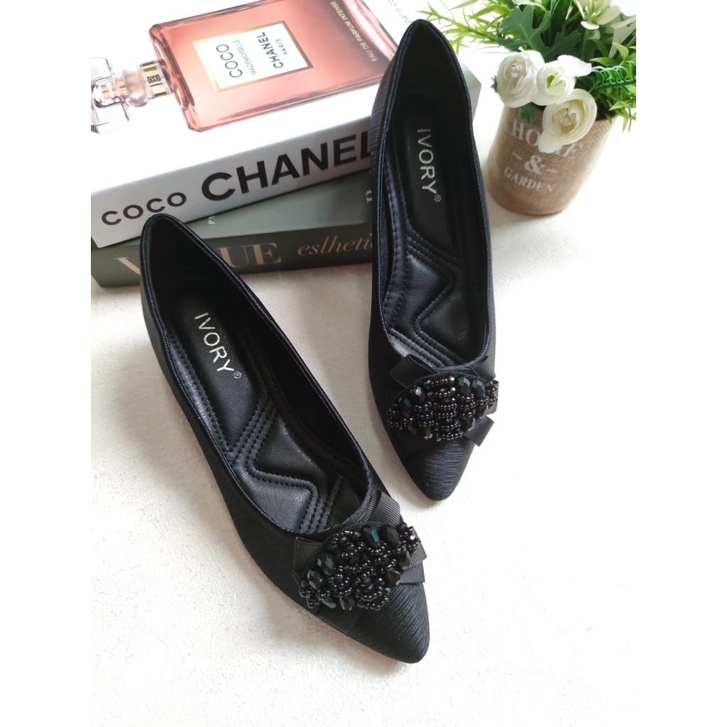 IVORY Sepatu Heels Wanita Satin X58-618