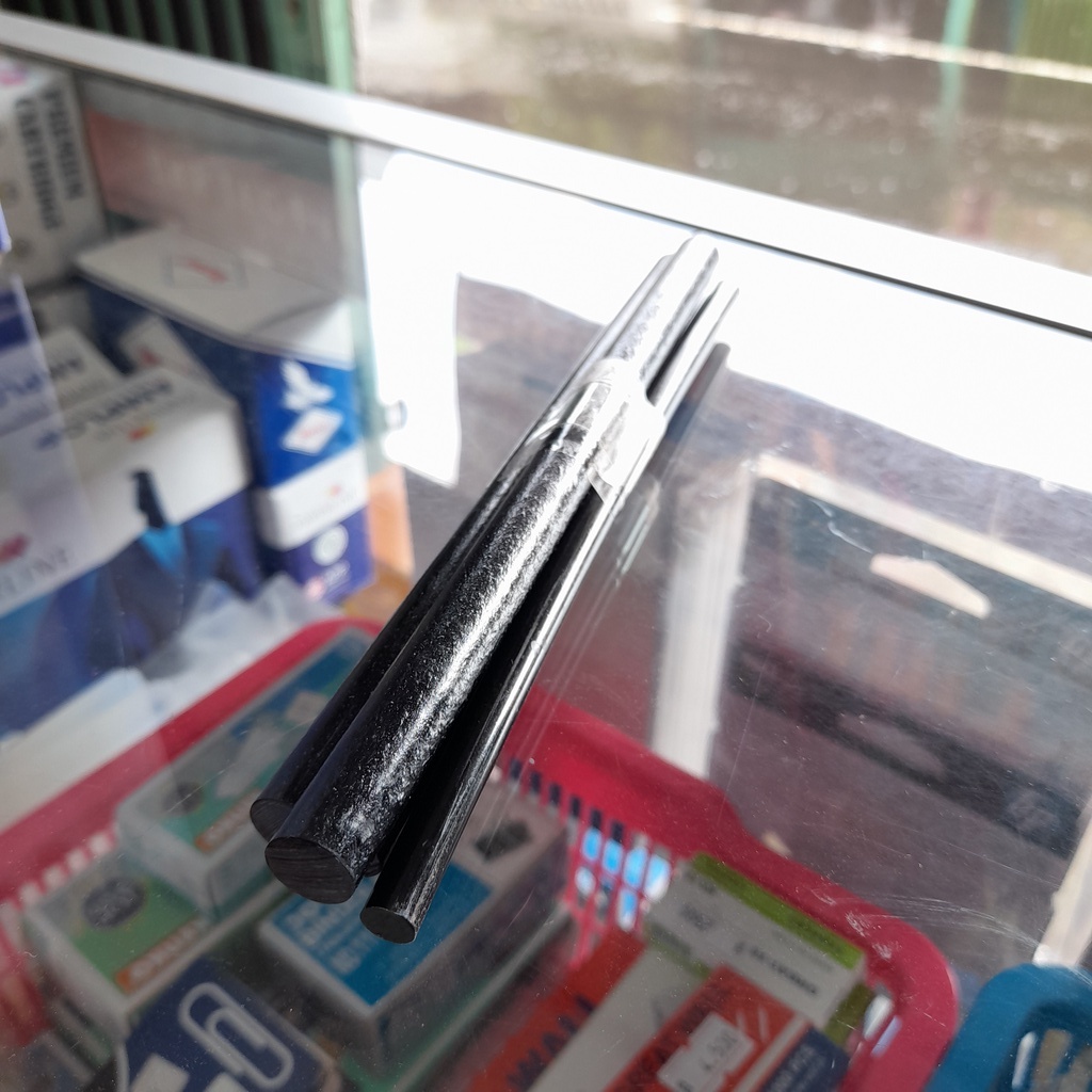 

Isi Refill Lem Tembak / Lem Bakar / Stick Glue Gun Hitam