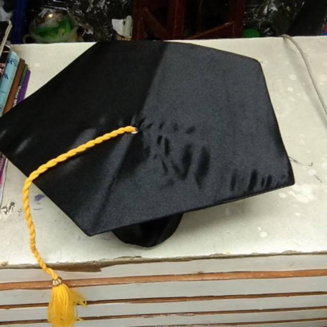 topi toga SD buat wisuda