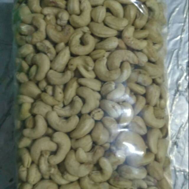 Kacang mete mentah 1kg