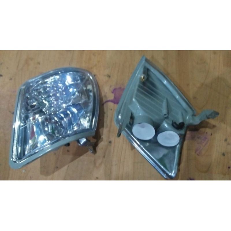 lampu sen kijang kapsul 97