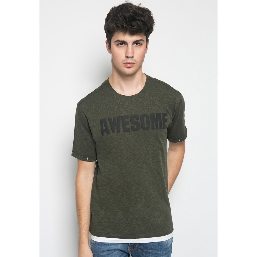 Johnwin - Kaos Casual - Kaos Pria - Kaos Sablon - Kaos Hijau Army - Slim Fit - ATS.622.M297.01.C