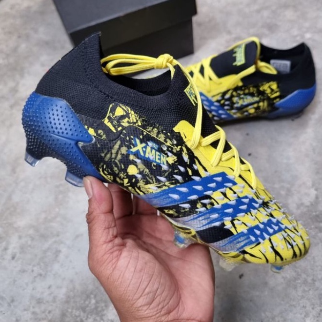 Sepatu Bola Predator Freak .1 Marvel Fg