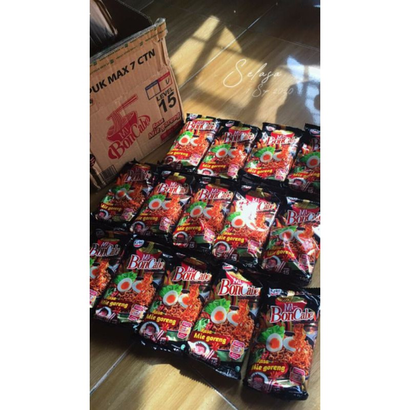 

Mi Boncabe Level 15 1 karton isi 24pcs