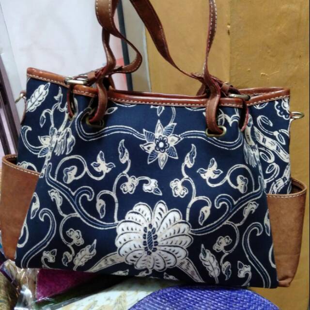 Tas batik kulit