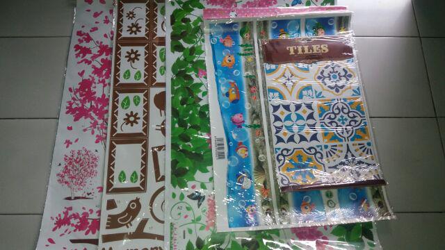 Fyc1001 45cm X 30 Cm Isi 6 Kotak Blue Classic Sticker Tegel