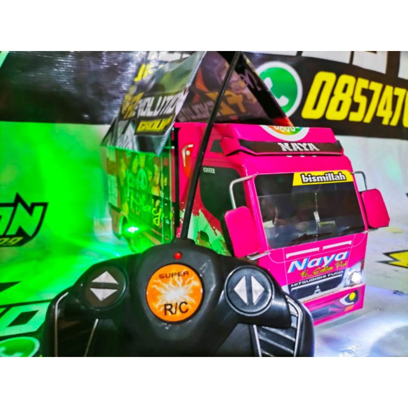 iniatur truk oleng remote control