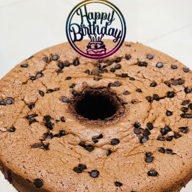

CHIFFON BIRTHDAY COKELAT CHOCOCHIPS