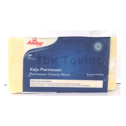 

PARMESAN ANCHOR UTUH KEMASAN +-800 GR