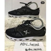 SEPATU XTEP REACTIVE COIL