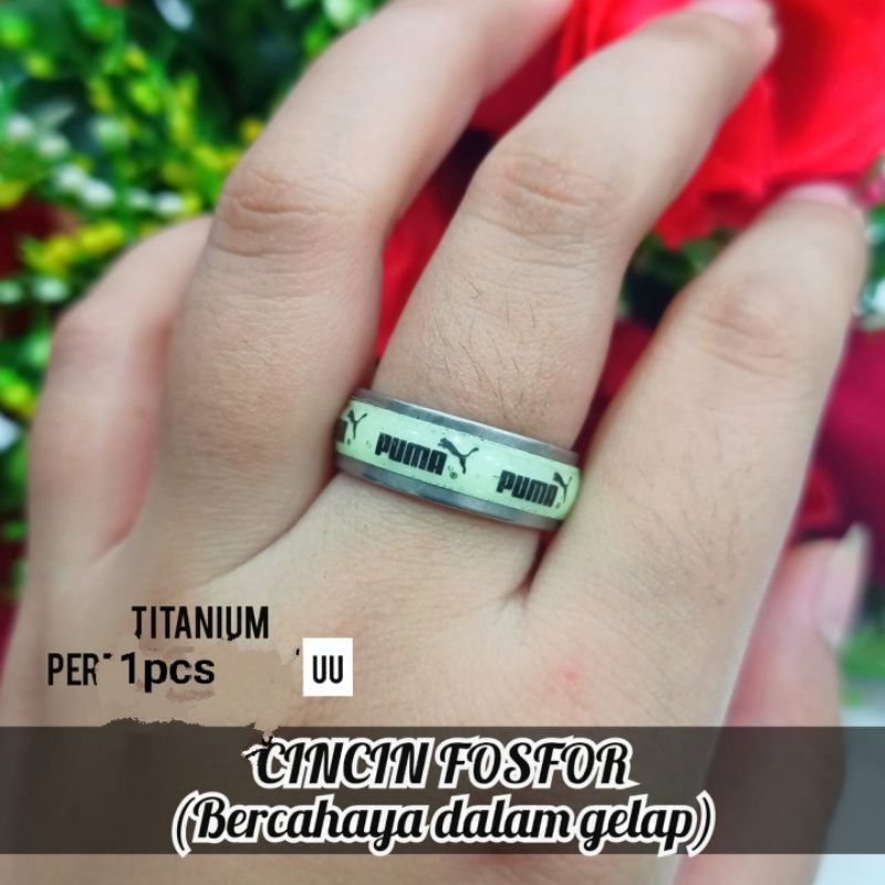 NEW&quot;&quot;CINCIN TITANIUM PRIA WANITA FOSFOR TERBARU BERCAHAYA TEMPAT GELAP MOTIF PILIHAN ANTI KARAT