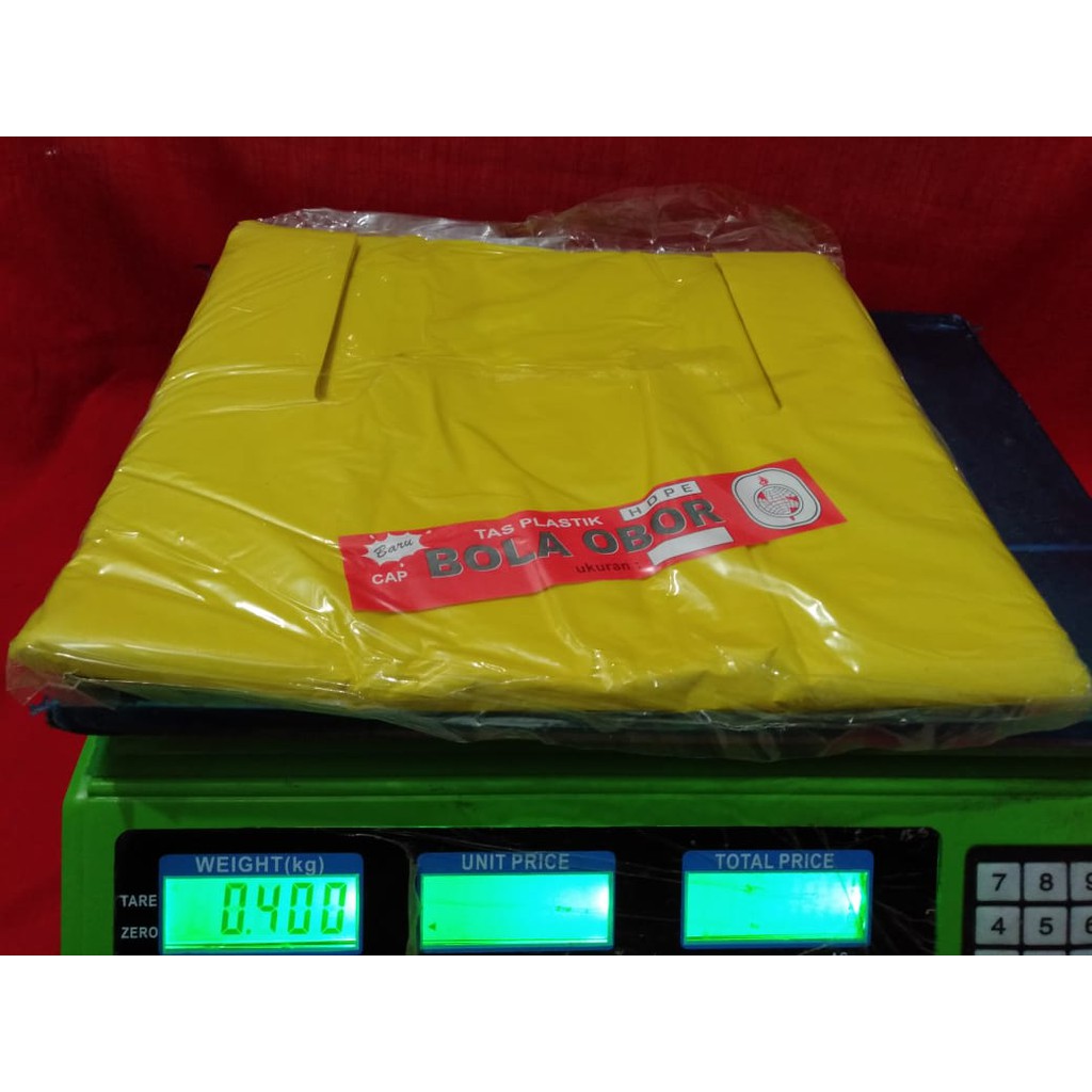 DIBURU BANGET!!! Kantong Kresek Kiloan Warna Merk Bola Obor &quot;TEBAL&quot; uk. 28 Harga per (1pack)