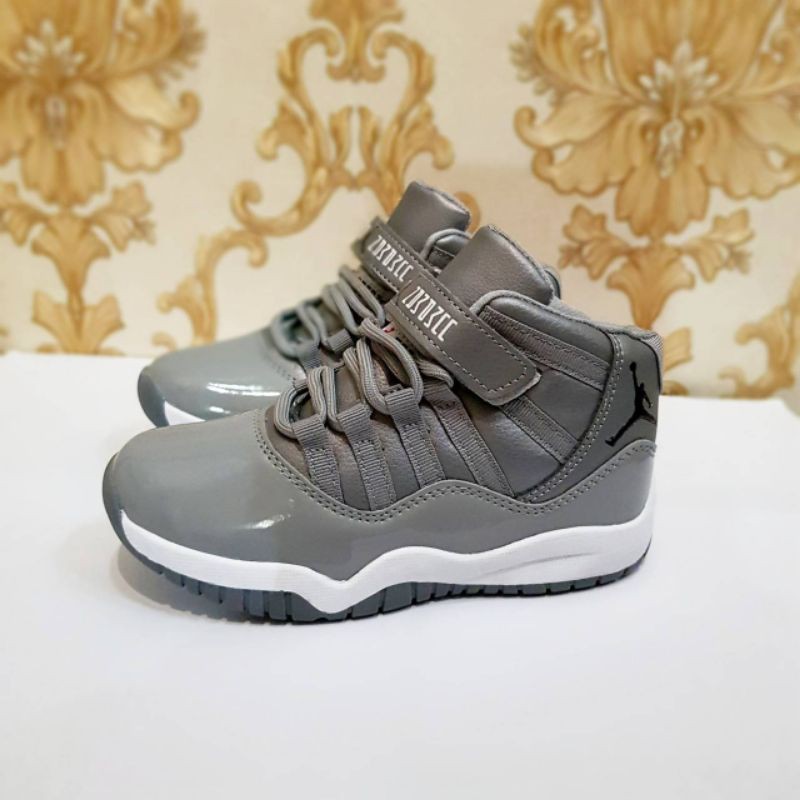 SEPATU ANAK JORDAN 11 ABU ABU PREMIUM HIGH QUALITY SEPATU JORDAN 11 KIDS BASKET