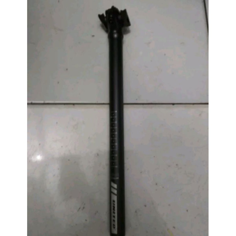 tiang sadel seatpost 28.6 united 40cm alloy