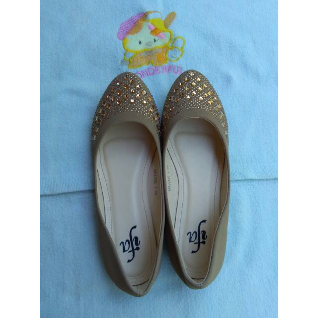 Flat shoes ifa