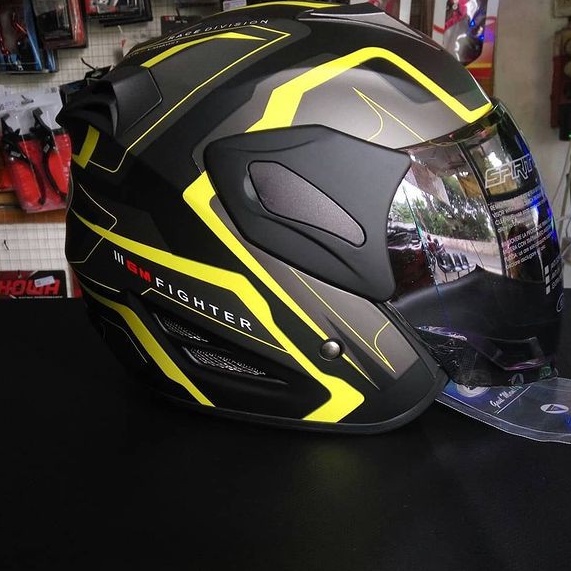 HELM GM FIGHTER GV2 YELLOW DOFF