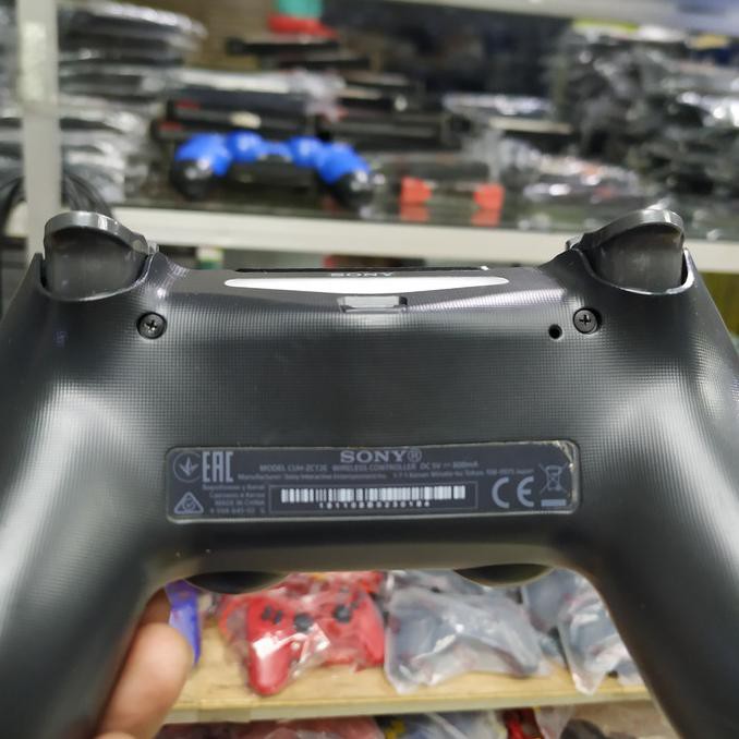 Stik / Stick Ds4 Wireless Ps4 Original Second - Putih Lightbar