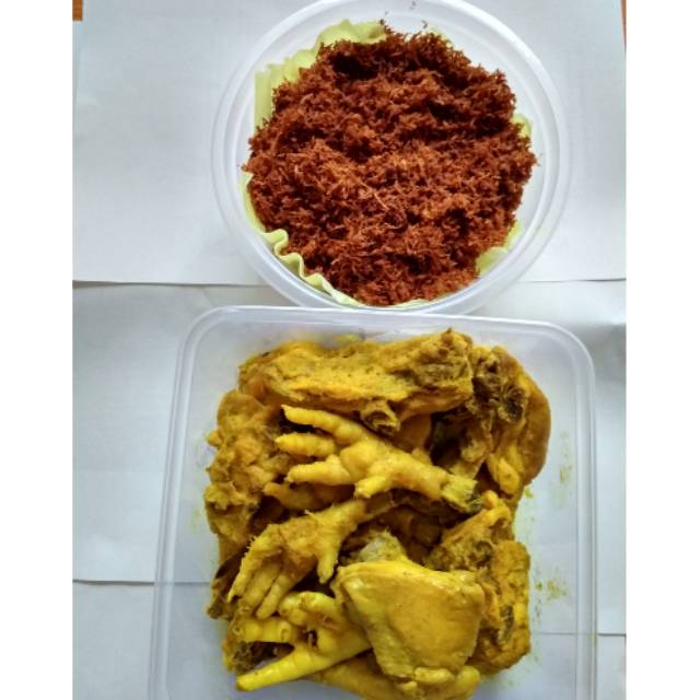 

Ayam ungkep ayam goreng + serundeng
